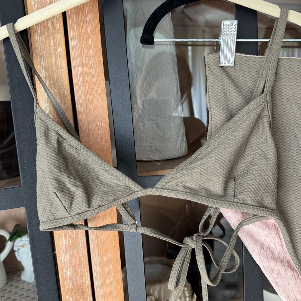 High-Waisted Bikini Set in Olive and Pink - Picture 6 of 11